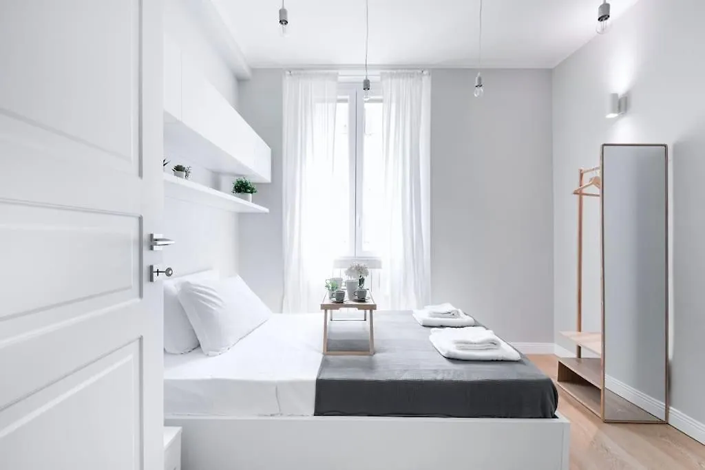 Easylife -Modern And Elegant In The Heart Of Milan Apartment Italy