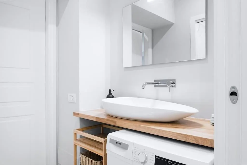 Easylife -Modern And Elegant In The Heart Of Milan Apartment